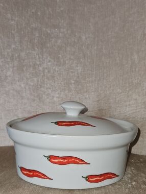 Cordon Bley Vintage White Ceramic Lidded Casserole with Red Chili Pepper Design
